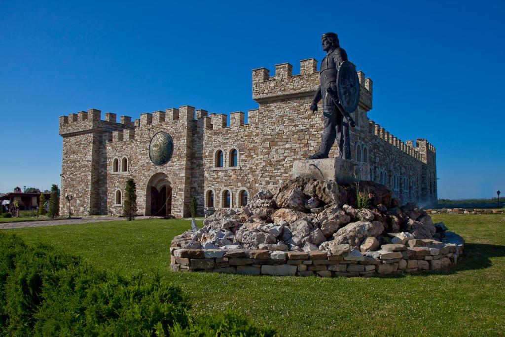 Hotel Kaloyanova Fortress Arbanassi Exterior foto