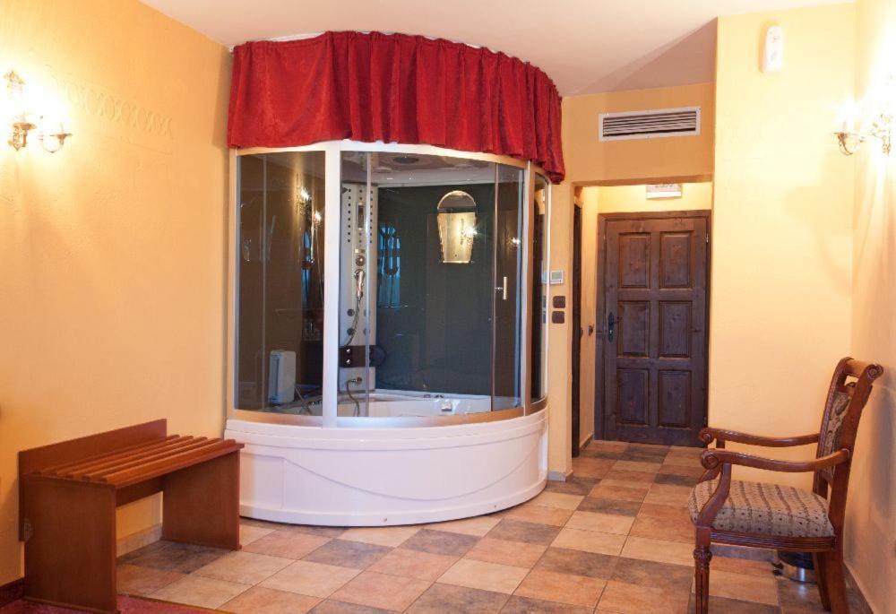 Hotel Kaloyanova Fortress Arbanassi Zimmer foto